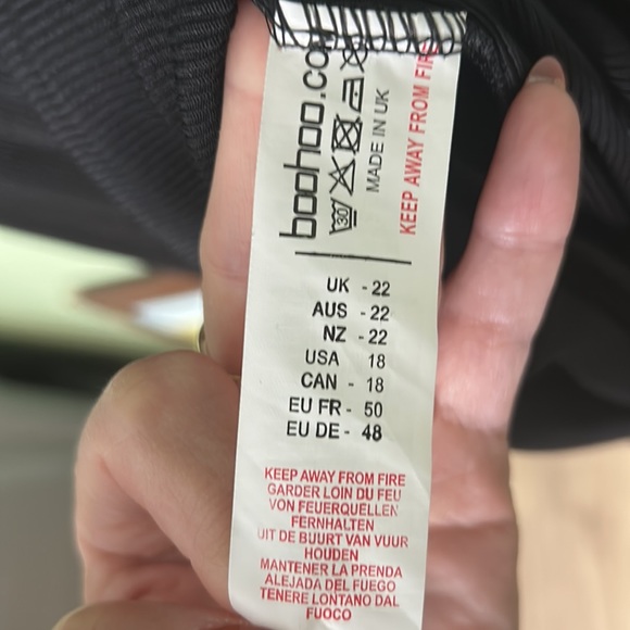 NWT BooHoo Black Jumper - Picture 10 of 10